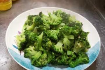 素炒西蘭花