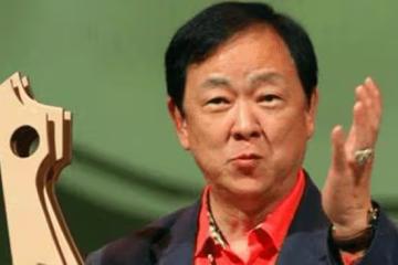 他打敗過李小龍 救過成龍甩過林青霞 ....
