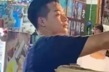側臉神似已故男星張國榮　雲南燒烤店老闆引熱議