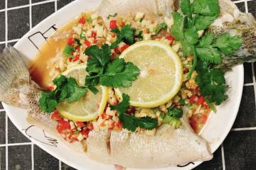 泰式蒸鱸魚 無油減脂餐，0技能也能完美駕馭！