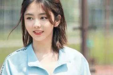 譚松韻參加快本用本名，當說出她的本名後，眼裡滿滿的驕傲_張新成_譚晶晶_錦衣