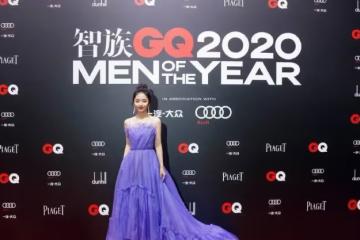 譚松韻太像洋娃娃了，身穿薰衣草抹胸裙唯美靈動，成全場最佳_禮服_身材矮小_臉蛋