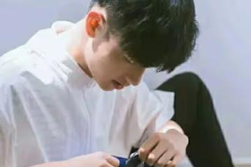 前男友是軟體開發師，和他在一起時，我沒有一點自己的隱私