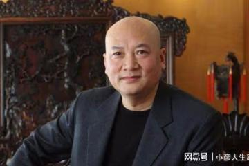 遲重瑞：娶大11歲女富豪，妻子與前夫有3個孩子，婚後疑卑微？