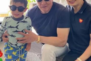 黎明前妻曬三代同堂照，父親比富豪老公看著年輕，定居美國吃大餐