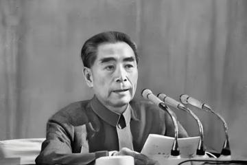 喜劇大師卓別林被驅逐出境,得知消息後,周總理的做法令他感動