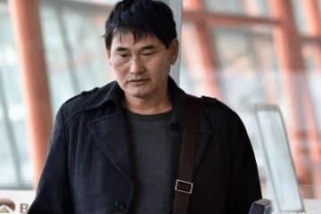 不忘初心！大衣哥商演90度彎腰答謝觀眾，出場費10年未漲價
