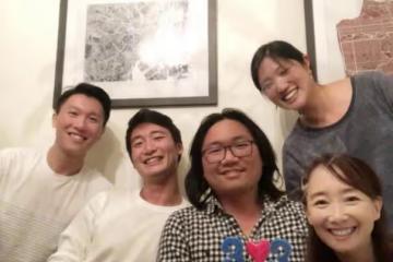 奢華！66歲香港一代玉女歌手公開豪宅內景，金碧輝煌猶如宮殿一般