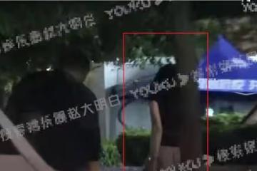 汪小菲張穎穎穿情侶裝聚餐,張穎穎完全女主人模樣,飯後同回豪宅