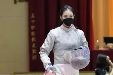小S二女兒扎馬尾參加擊劍比賽 被贊氣質出眾像大S