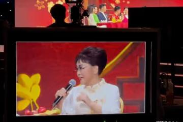 77歲歌唱家李谷一罕見露面 面色紅潤狀態好