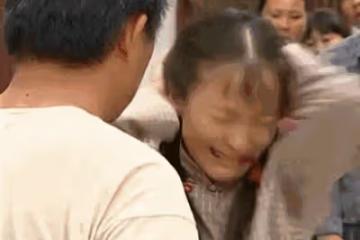 美女演員徐露:當紅時嫁大7歲老公,46歲與17歲女兒同框似姐妹