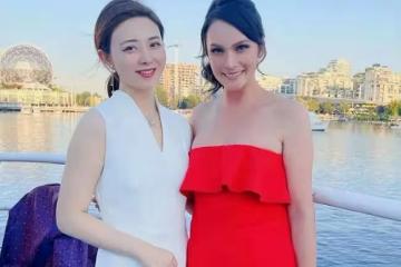 張柏芝姐姐身材高挑定居加拿大 眉眼神似妹妹