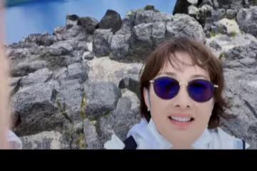 牛莉攜家人旅遊白得發光 與富豪老公秀恩愛