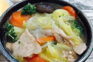 田園蔬菜肉片粉絲湯