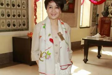 梁安琪:低谷期為生存打4份工,用三年時間成賭王妻子