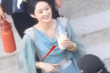 趙麗穎片場狂吸奶茶 鼓起腮幫子似松鼠