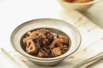 牛肉炒蓮藕