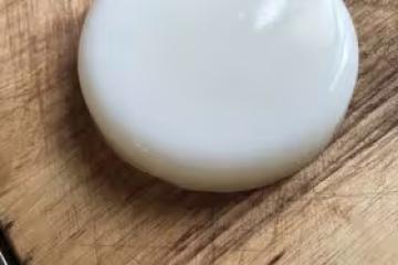 脫皮綠豆做涼粉