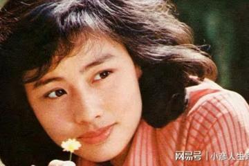趙娜：與祝廷平悔不當初，48歲給杜淳當後媽，兒子鼓勵重回演藝圈