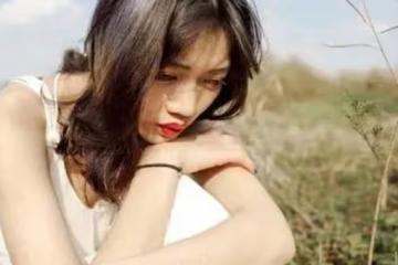 為救女友,我和劫匪拚命身中數刀手筋被砍,恢復後她卻消失不見