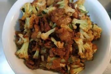 花菜炒肉片