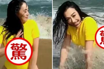 51歲鐘麗緹真大膽!穿鏤空三角泳衣「腰臀比」驚人,被浪花拍倒跪地「身姿妖嬈」,濕髪鋪臉性感十足:自信的女人會發光