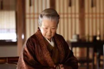 演員曹翠芬：一心愛譚天倩56年後悔沒有孩子
