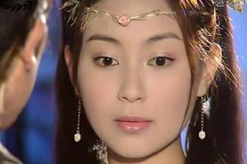 原來這些童年女神都不是中國人,有的結婚退隱,有的離婚破產