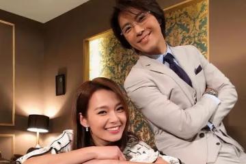 知名港星曬和兒子親吻照引爭議！前夫婚內出軌，離婚後買房買車位