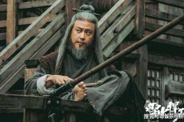 《雪中悍刀行》兩袖青蛇一劍開天門，幾分鐘看完李淳罡一生