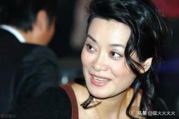 58歲毛阿敏一夜守寡,百億丈夫突然離世,苦命還是旺夫命?