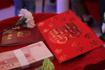 女子不要彩禮出嫁，半年後被甩，再婚要20萬，女子：吃一塹長一智