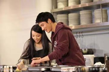 王力宏公開道歉，並交出億元豪宅，李靚蕾方面只回應了四個字