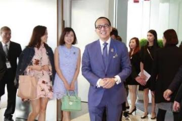 郭嘉文為閨蜜慶生!和林凱恩合影顯氣質,與李澤楷曾暗秀恩愛