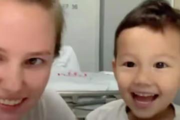 Renia和Leo出院了,看到他們燦爛的笑容,讓雲飛對祖國的理解感觸頗深