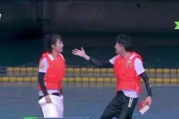張一山和楊紫互懟後,大背頭出境,吐露心聲稱無戲可拍