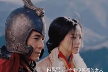 金喜善昏迷不醒，成龍抱著她往房間跑，2小時內成龍都乾了啥？