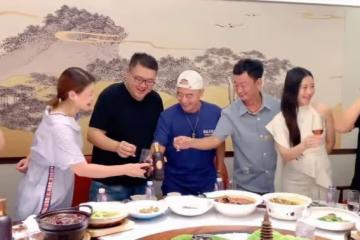 《星光大道》眾選手聚會!喝白酒香檳賣力唱歌,王旭坐c位好霸氣