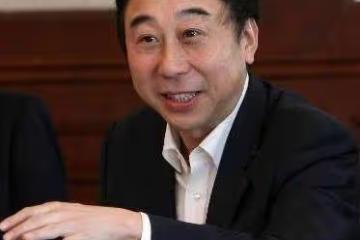曾與牛群馮鞏齊名，成名後甩師傅，侮辱黃家駒，如今銷聲匿跡