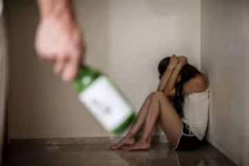 我嫁給了穿著白襯衫的惡魔,結婚後,我成了他可以隨時踐踏的沙袋