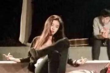 哥們是個不近女色的男人，飯局上我裝醉，故意將酒醉的美女留給他