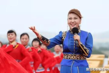 草原的女兒烏蘭圖雅,唱《套馬杆》爆紅,感情卻不如事業順利