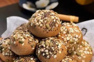 黑麥穀物餐包