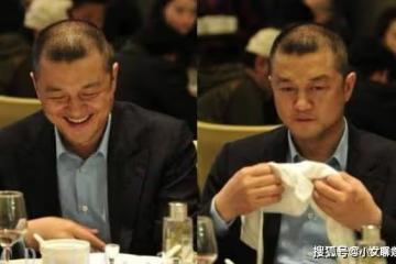 這倆人都帥了一輩子了，沒想到一直戴假髮，網友直呼：毀三觀！