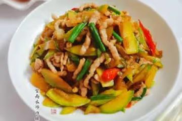 嫩南瓜炒肉絲