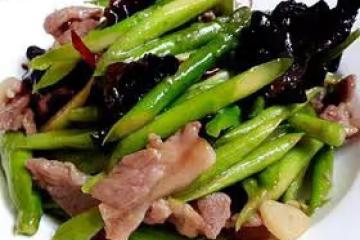 蘆筍木耳炒肉片