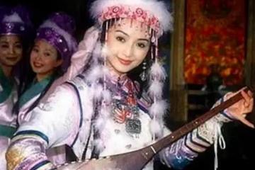 香妃去世後僅八個月,父親哥哥接連去世,母親成抑鬱,是巧合嗎?