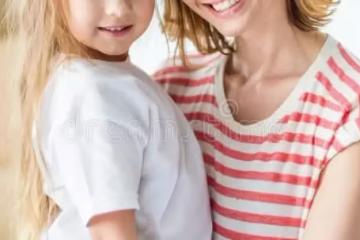結婚7年了,因為我們買了3套房,丈母娘要求分一套給小舅子…