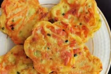 3歲寶寶輔食之土豆胡蘿蔔餅